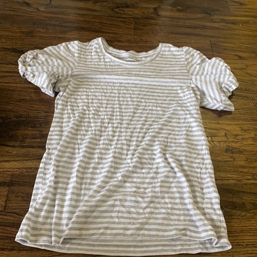gray and white striped shirt, puff sleeves